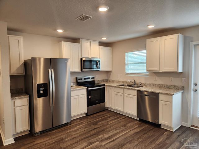 6179 June Bug Dr, Milton, FL 32583