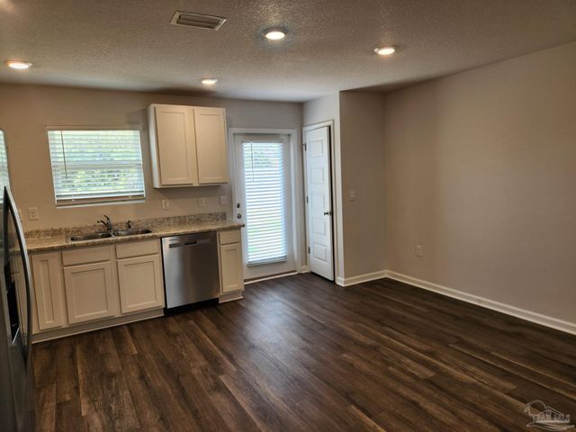 6179 June Bug Dr, Milton, FL 32583