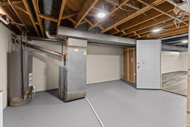 14358 Talbot Drive, Warren, MI 48088