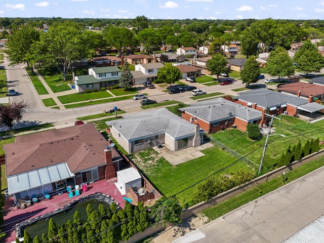 14358 Talbot Drive, Warren, MI 48088