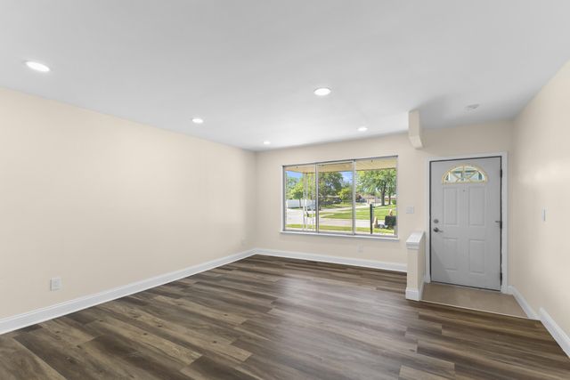 14358 Talbot Drive, Warren, MI 48088