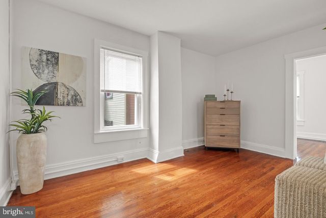 118 N GEORGE ST, Millersville, PA 17551
