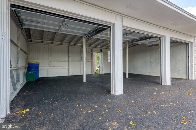 118 N GEORGE ST, Millersville, PA 17551