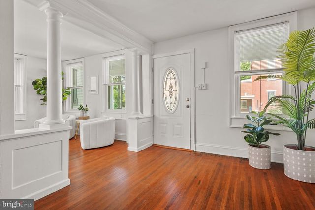 118 N GEORGE ST, Millersville, PA 17551