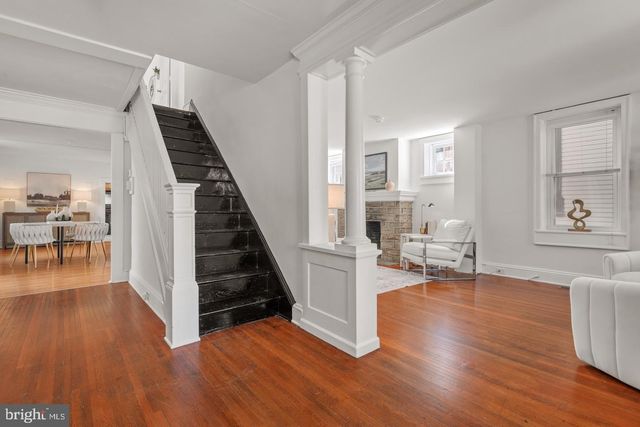 118 N GEORGE ST, Millersville, PA 17551