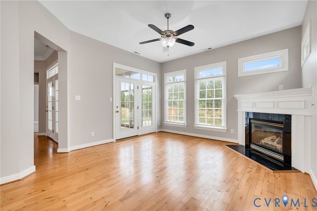 12337 Villas Dr, Chester, VA 23836