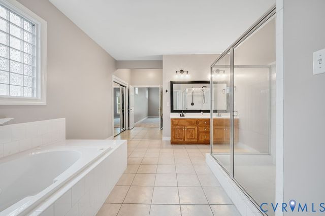 12337 Villas Dr, Chester, VA 23836
