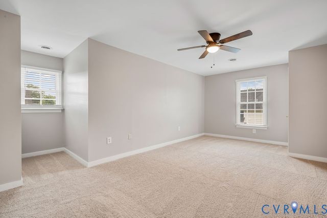 12337 Villas Dr, Chester, VA 23836