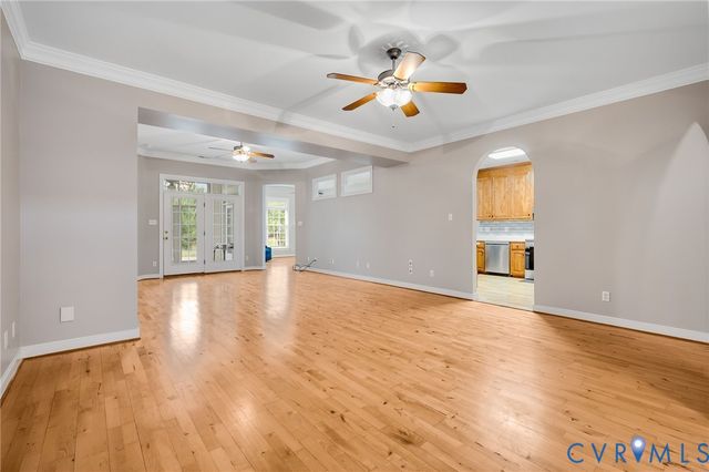 12337 Villas Dr, Chester, VA 23836