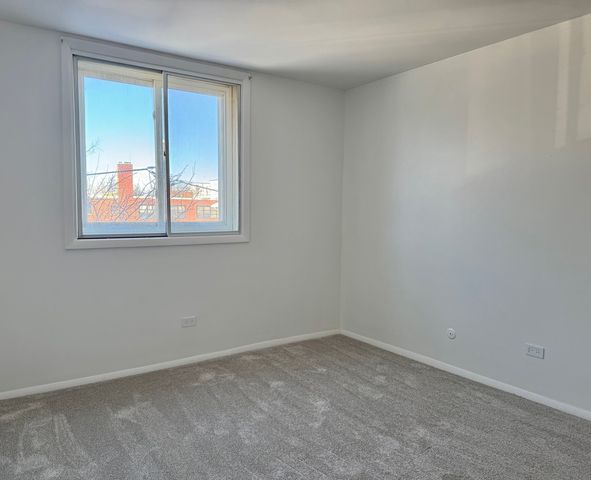 825 Pearson Street 3D, Des Plaines, IL 60016