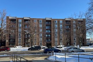 825 Pearson Street 3D, Des Plaines, IL 60016