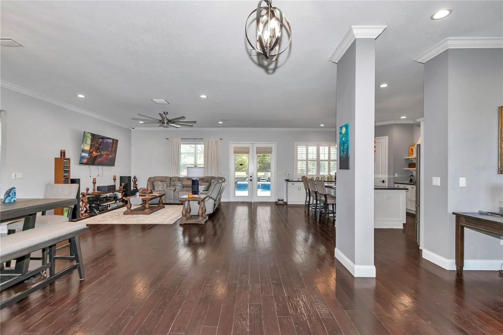 Image 15 of property listing at 4420 NE 7TH AVENUE, Ocala, FL 34479