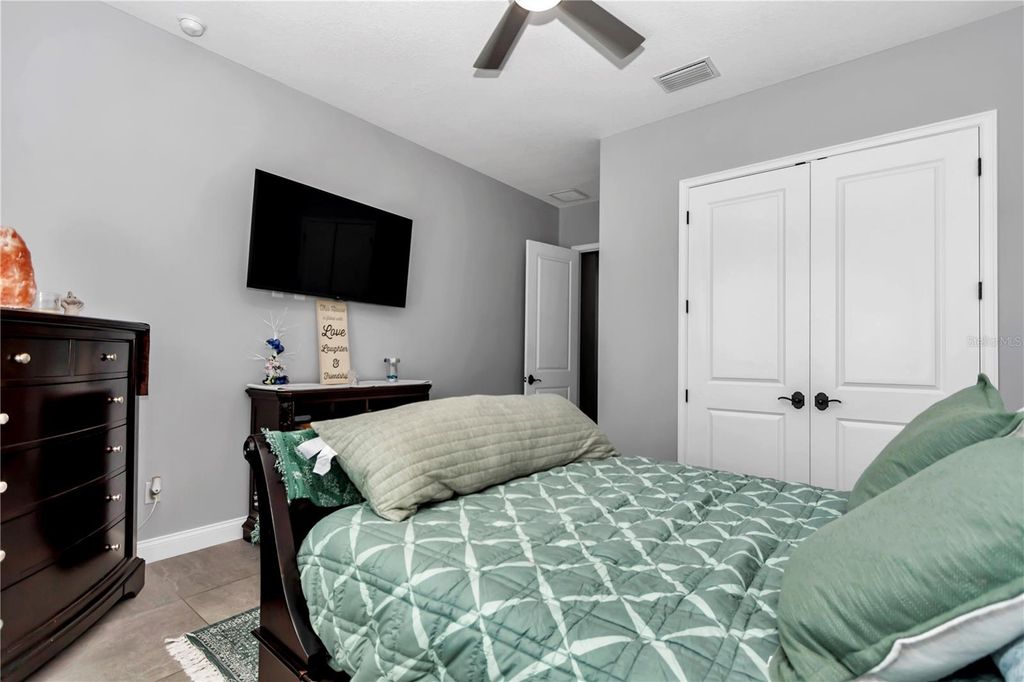 Image 24 of property listing at 4420 NE 7TH AVENUE, Ocala, FL 34479