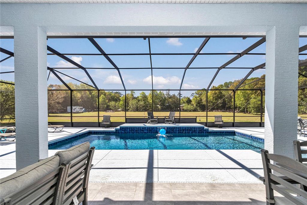 Image 26 of property listing at 4420 NE 7TH AVENUE, Ocala, FL 34479