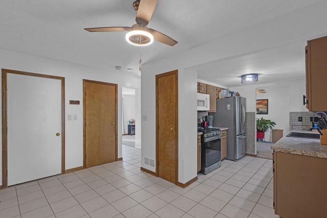 144 Garston Court, Columbus, OH 43230
