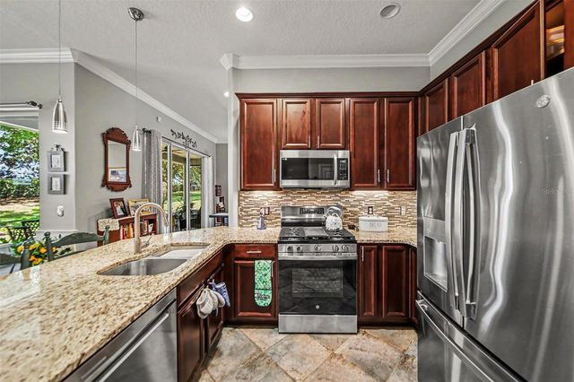 181 CREPE MYRTLE DRIVE, Groveland, FL 34736