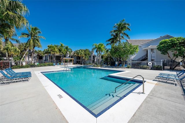 15067 SW 103rd Ter 14203, Miami, FL 33196