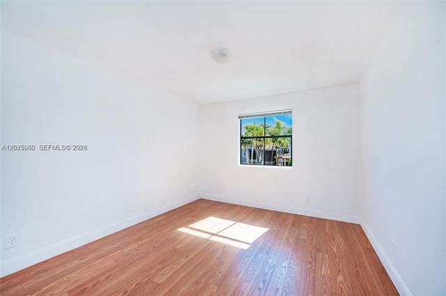 15067 SW 103rd Ter 14203, Miami, FL 33196