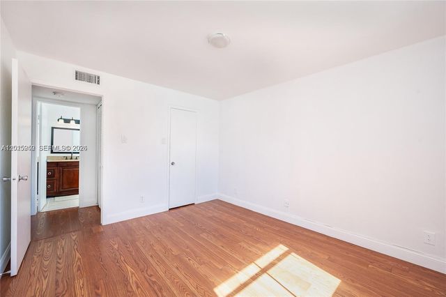 15067 SW 103rd Ter 14203, Miami, FL 33196