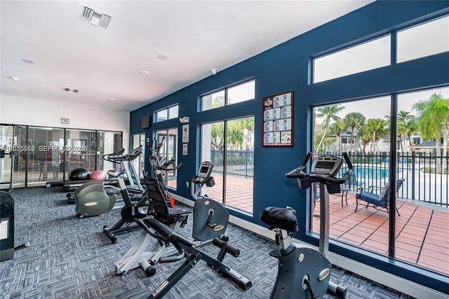 15067 SW 103rd Ter 14203, Miami, FL 33196