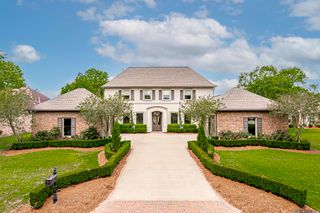 40228 Dove Estates Ct, Gonzales, LA 70737