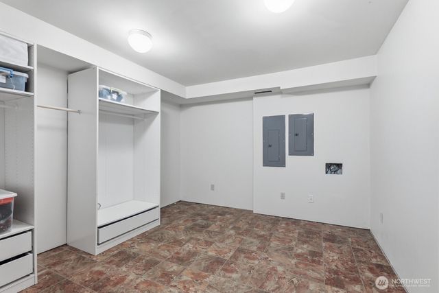 15830 330th Way NE, Duvall, WA 98019