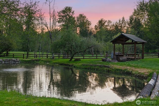 15830 330th Way NE, Duvall, WA 98019