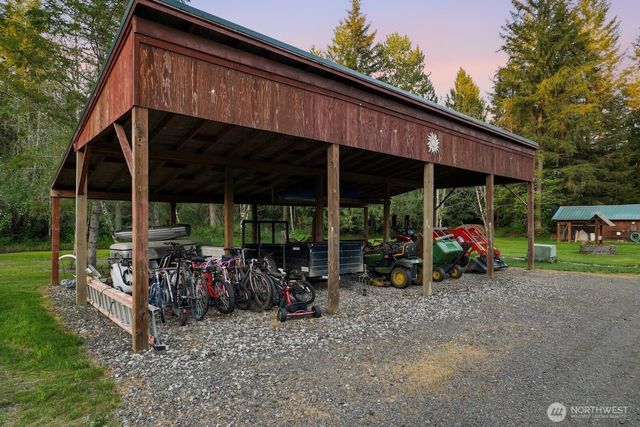 15830 330th Way NE, Duvall, WA 98019