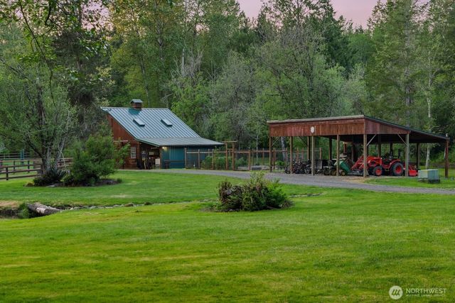 15830 330th Way NE, Duvall, WA 98019