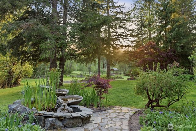 15830 330th Way NE, Duvall, WA 98019