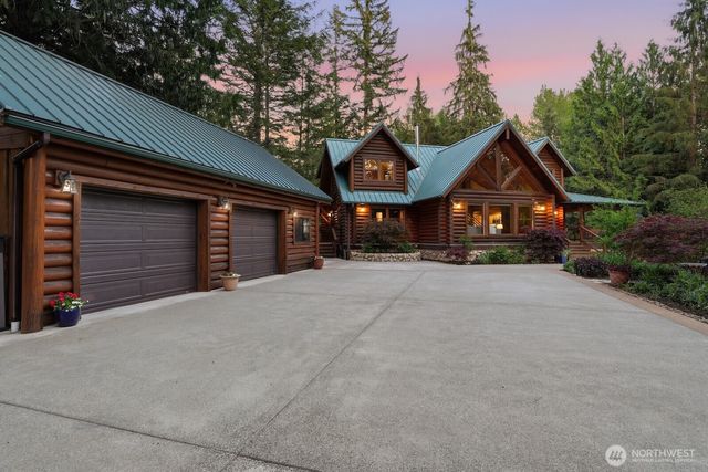 15830 330th Way NE, Duvall, WA 98019