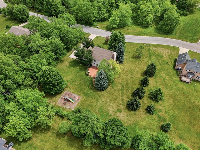 568 Shatz Drive N, Valparaiso, IN 46385