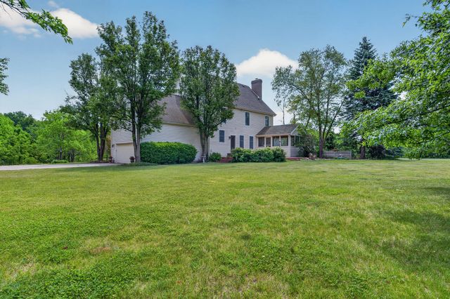 568 Shatz Drive N, Valparaiso, IN 46385