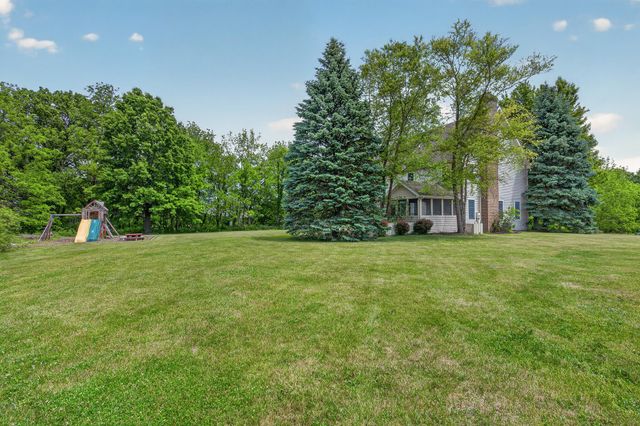 568 Shatz Drive N, Valparaiso, IN 46385