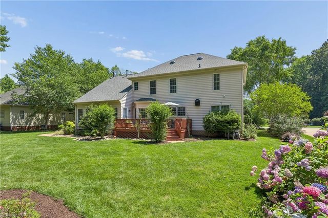 300 Coinjock RN, Yorktown, VA 23693