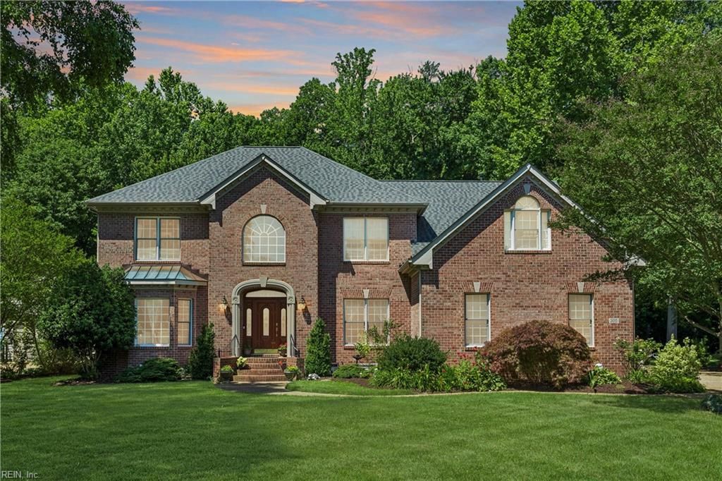 300 Coinjock RN, Yorktown, VA 23693