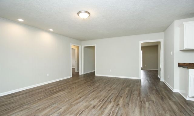 5019 Westwood, Dickinson, TX 77539