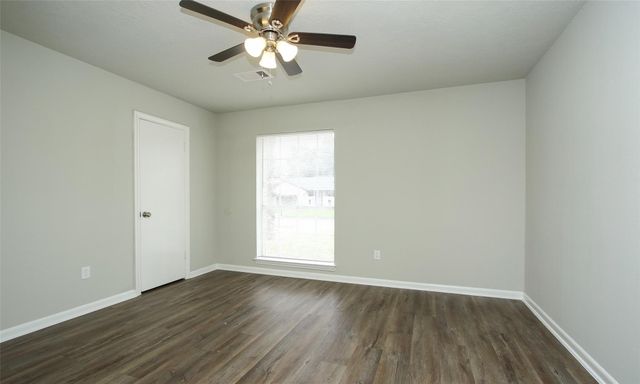 5019 Westwood, Dickinson, TX 77539