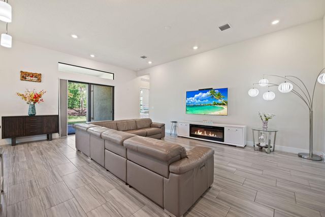 7409 Seacoast Drive, Parkland, FL 33067