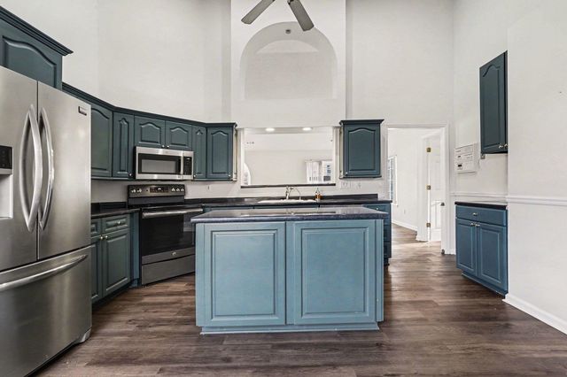 4602 Mandi Ave., Little River, SC 29566