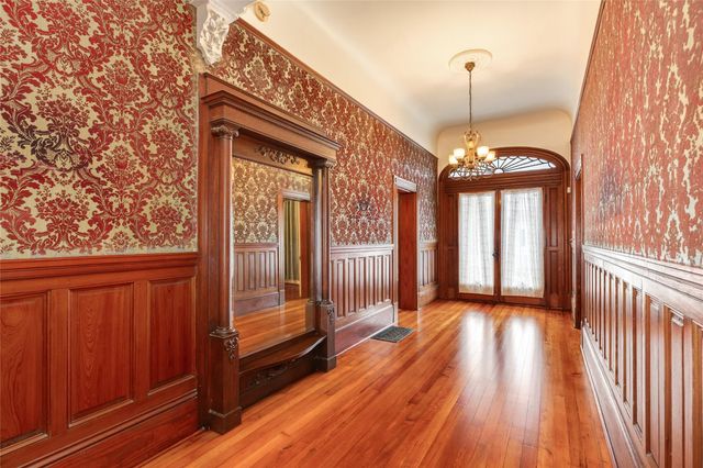 1428 Ball, Galveston, TX 77550