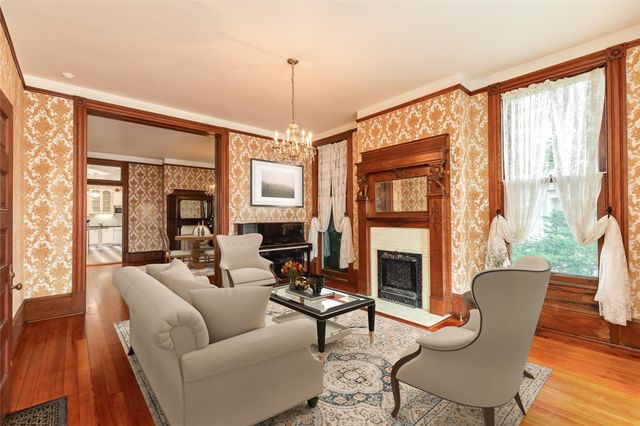 1428 Ball, Galveston, TX 77550