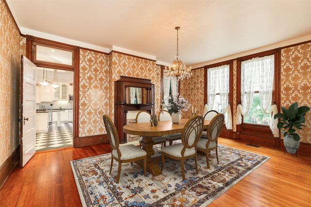 1428 Ball, Galveston, TX 77550