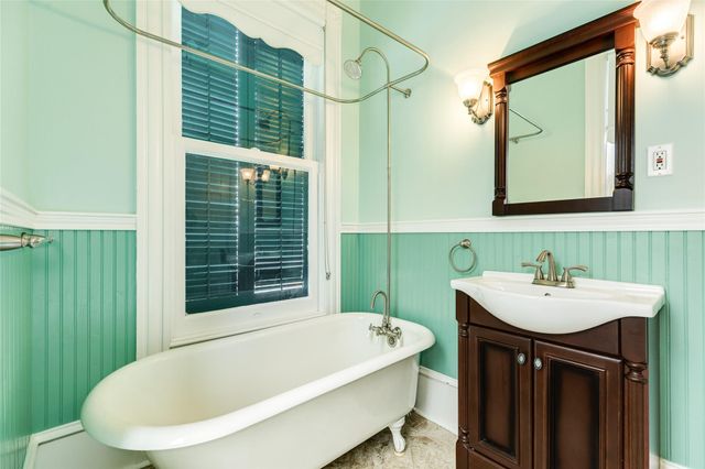 1428 Ball, Galveston, TX 77550