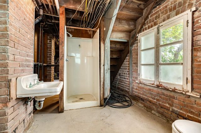 1428 Ball, Galveston, TX 77550