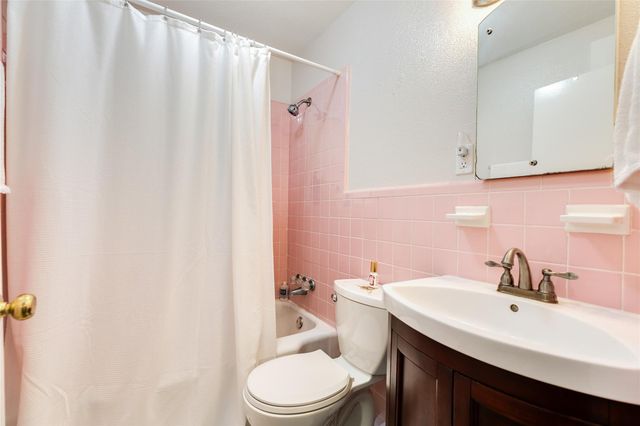 1428 Ball, Galveston, TX 77550