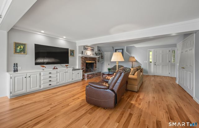 752 Lake Drive, Winchester, CT 06098