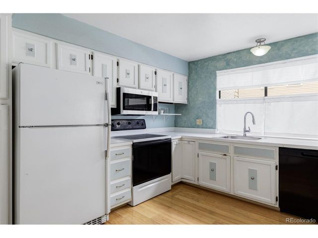 1050 S Monaco St Pkwy 143, Denver, CO 80224