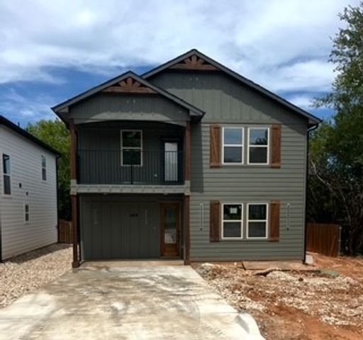 5612 Black Pine Circle, Granbury, TX 76048