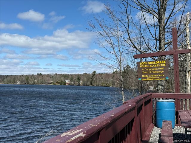 9 Gail Drive, Loch Sheldrake, NY 12759